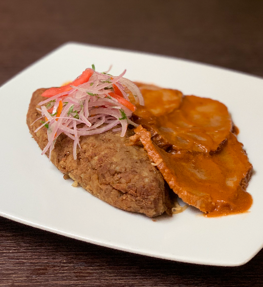 Tacu Tacu de Lentejas con Asado